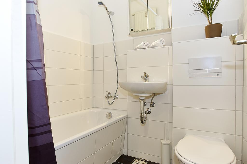 Bearlincity Apartments - City Center West برلين الغرفة الصورة